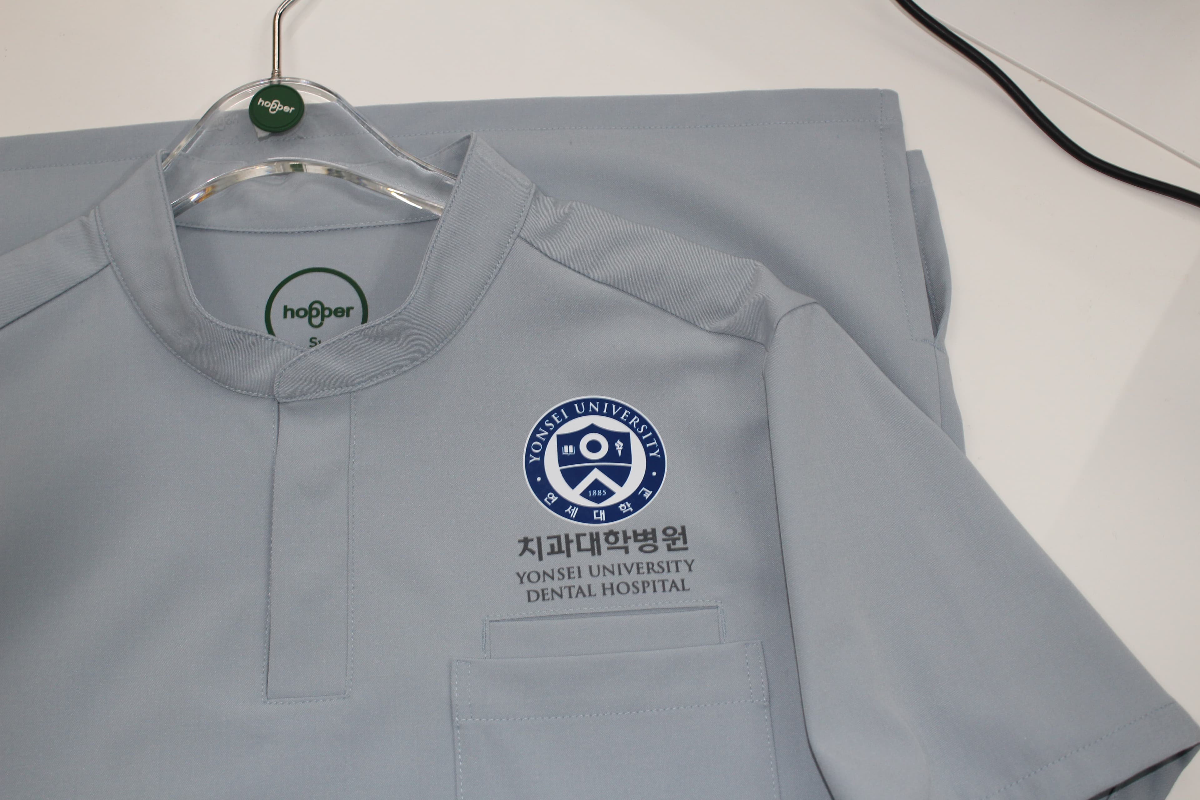 Yonsei University Dental Hospital - Medical staff scrubs & gowns